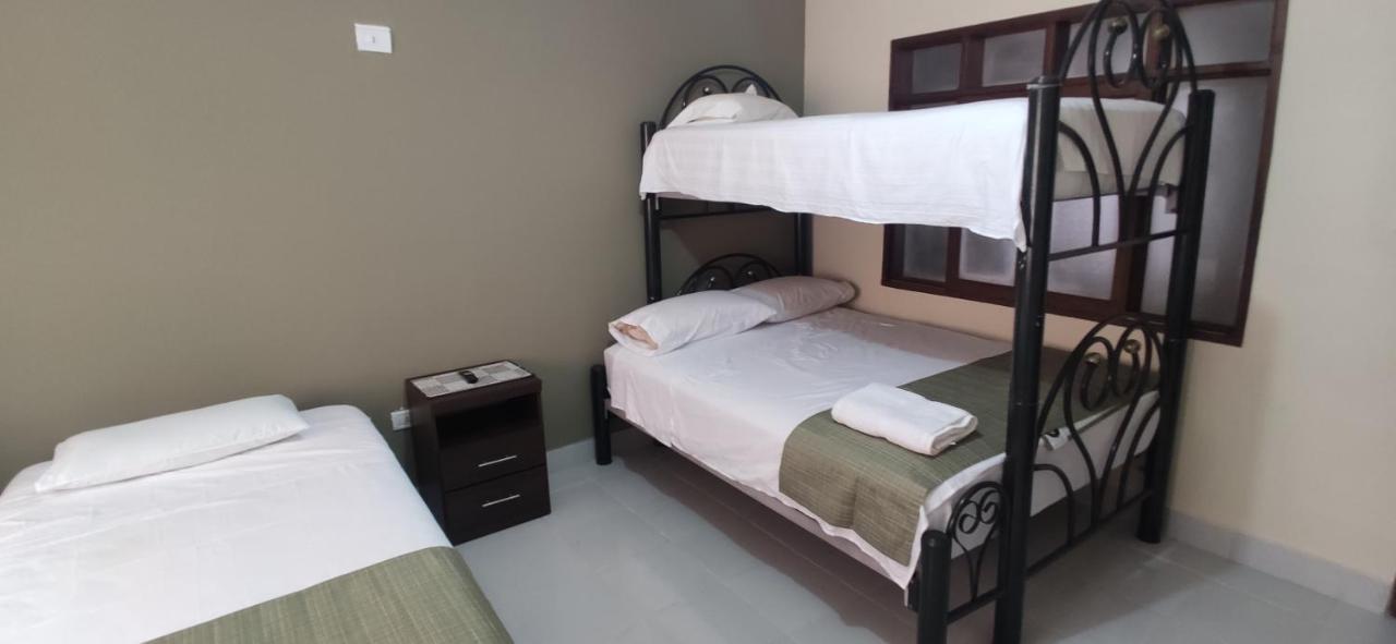 Amaca Host, Centro Historico, Independencia 249. Hotel ซานตาครูซเดอลาเซียร์รา ภายนอก รูปภาพ